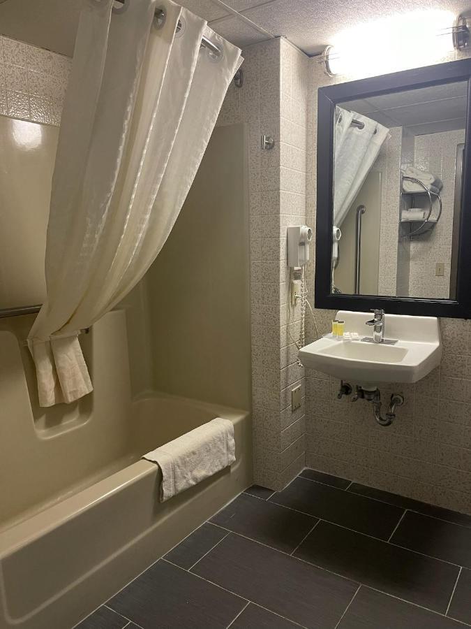 Wingate By Wyndham เลคจอร์จ ภายนอก รูปภาพ