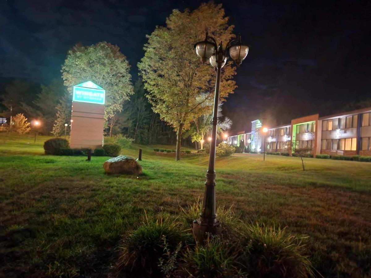 Wingate By Wyndham เลคจอร์จ ภายนอก รูปภาพ